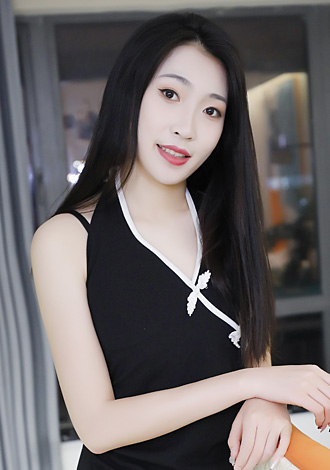 Gorgeous profiles only, Asian profile picture: Yutong from Wuhan